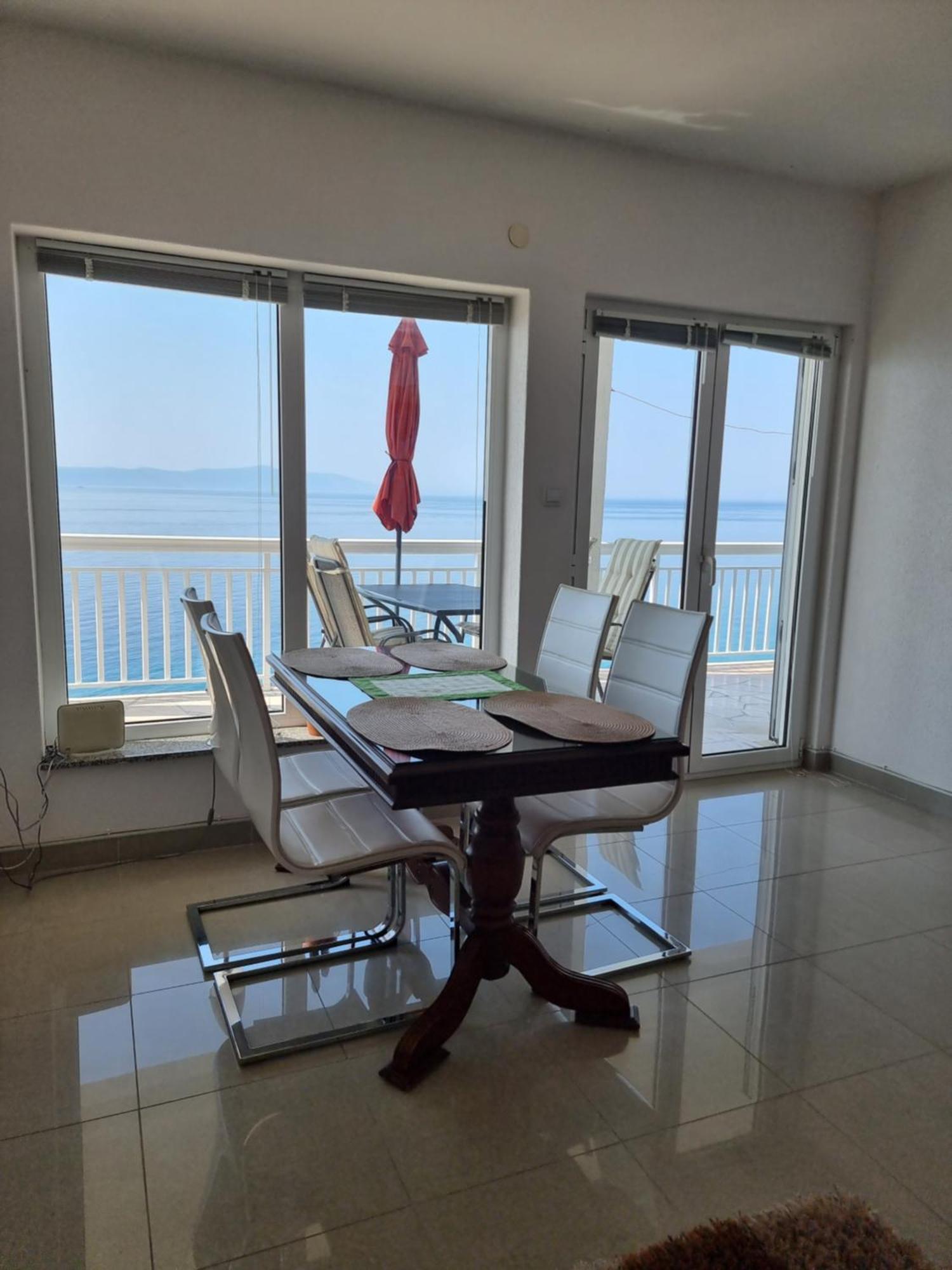 Apartmani Anda Zivogosce Ruang foto
